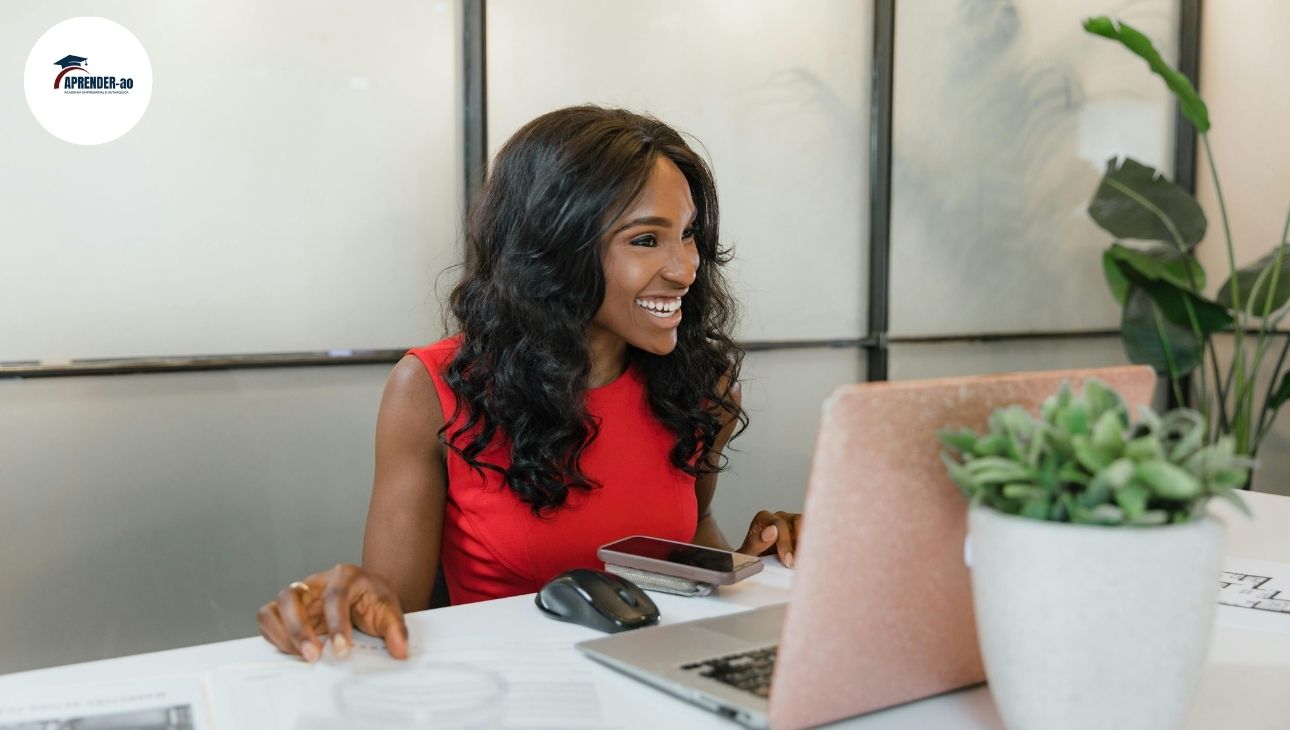 Empreendedorismo Feminino — Primeiros Passos para uma Mulher Empreendedora