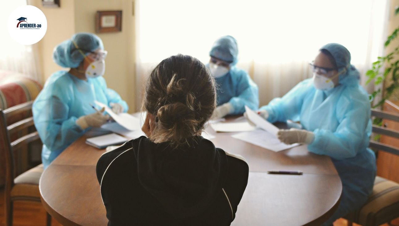 Liderança e Trabalho em Equipas na Saúde